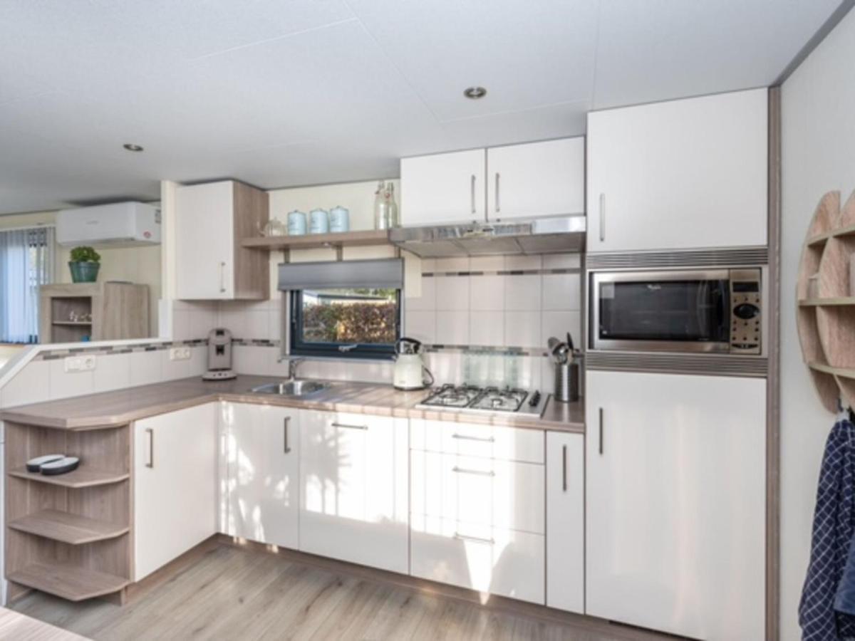 Chalet Sea Rocks With View And Garden Goedereede 외부 사진